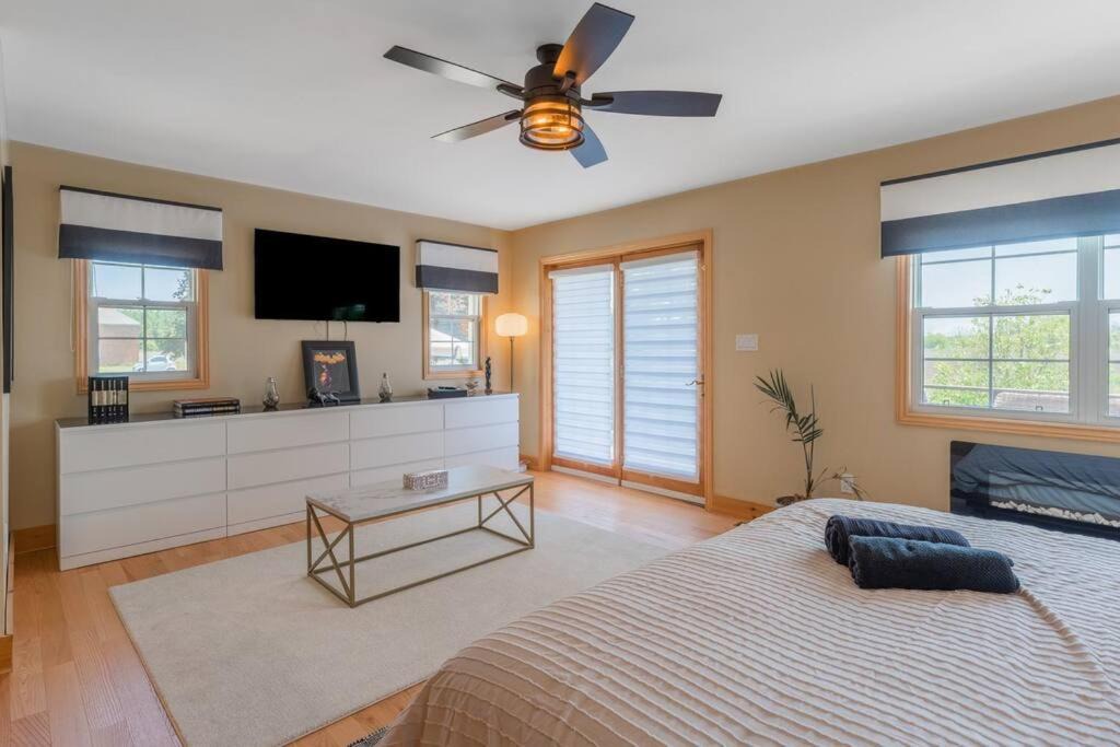 Photo of Bedroom in Belleville