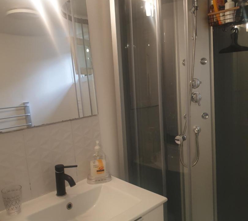 Photo of Bathroom in Sarcelles