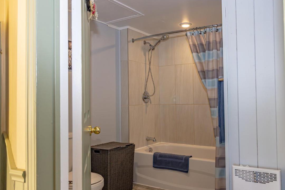 Photo of Bathroom in Baie Sainte-Catherine