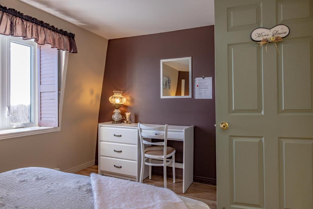Photo of Bedroom in Baie Sainte-Catherine
