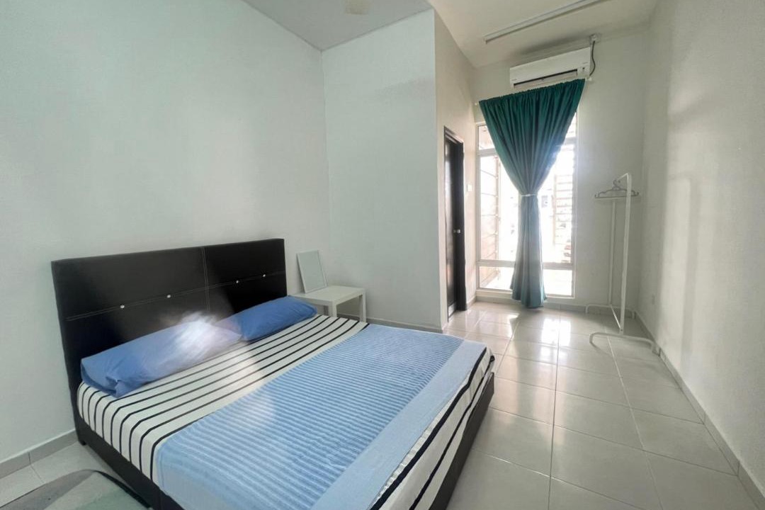 Photo of Bedroom in Bukit Kuin Satu