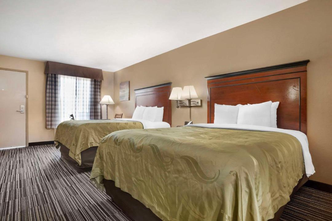 Photo of Bedroom in Brookhaven