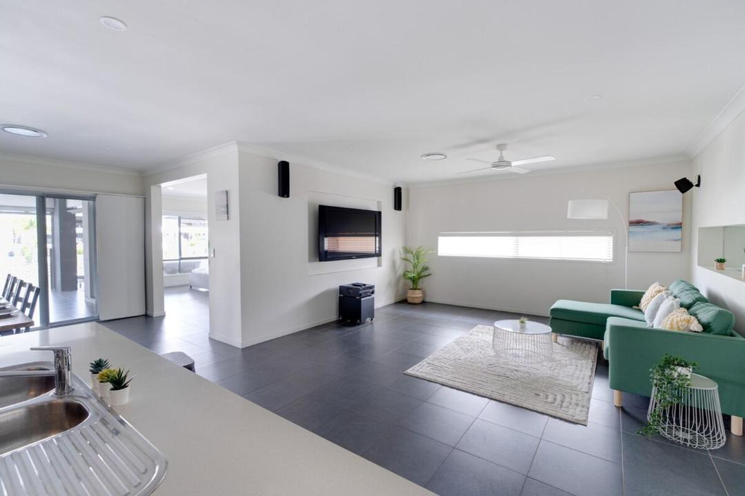 Photo of Others in Helensvale