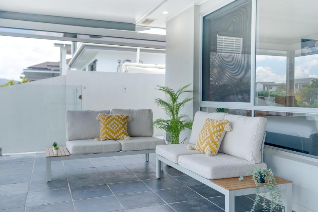 Photo of Others in Helensvale