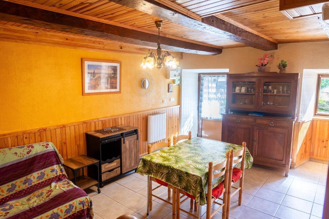 Photo of Kitchen in Laval-du-Tarn