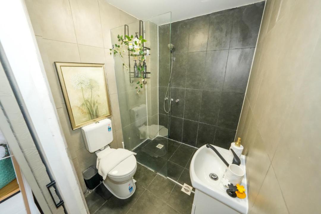 Photo of Bathroom in Brighton-le-Sands