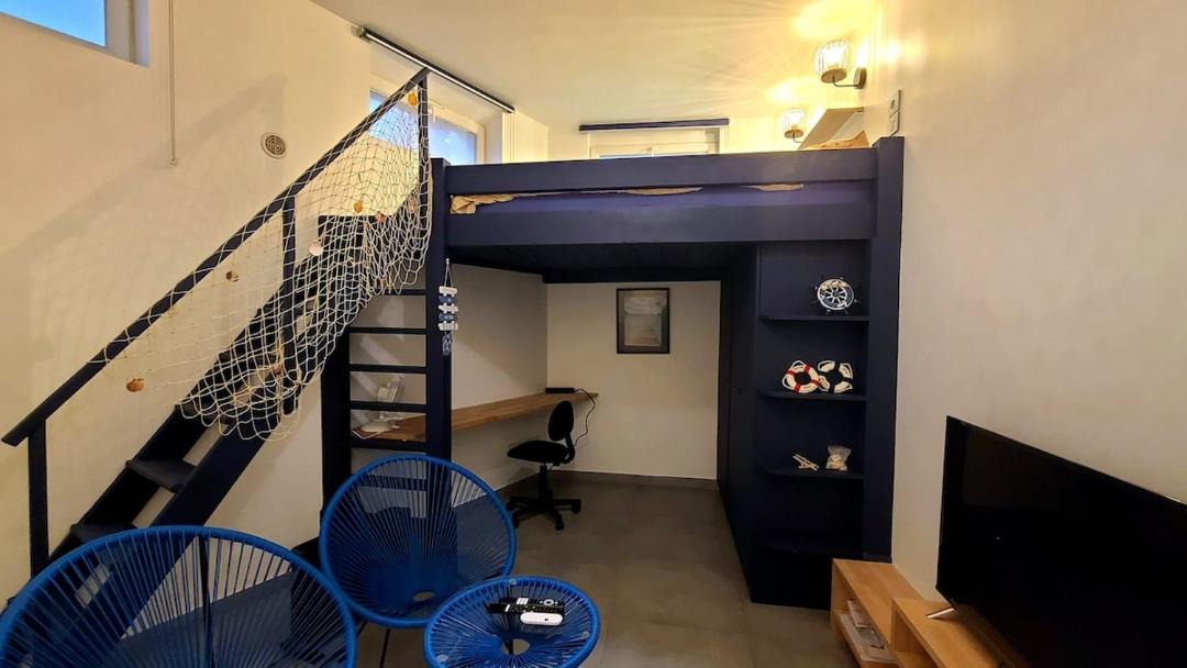 Photo of Others in Houilles