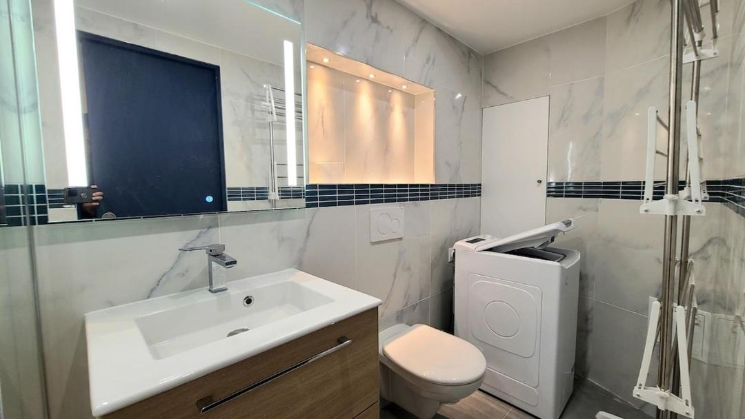 Photo of Bathroom in Houilles