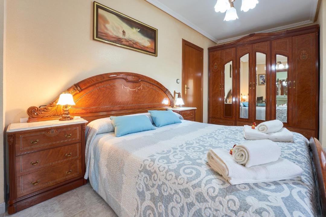 Photo of Bedroom in Aliaga
