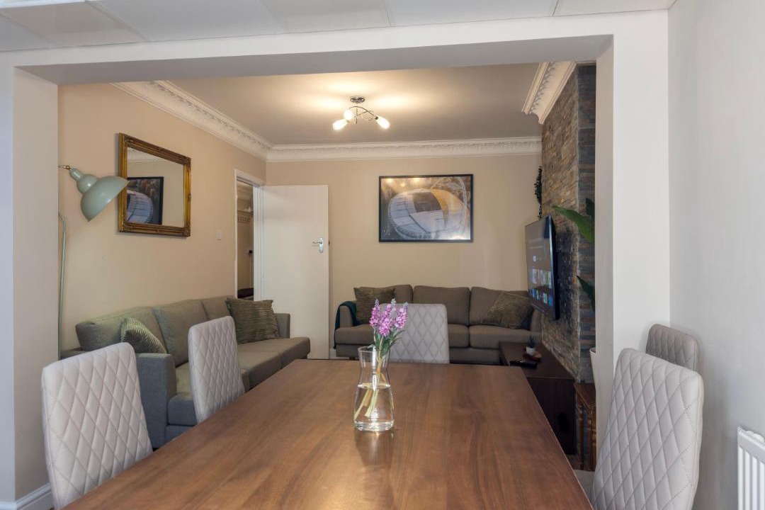 Photo of Others in Tokyngton