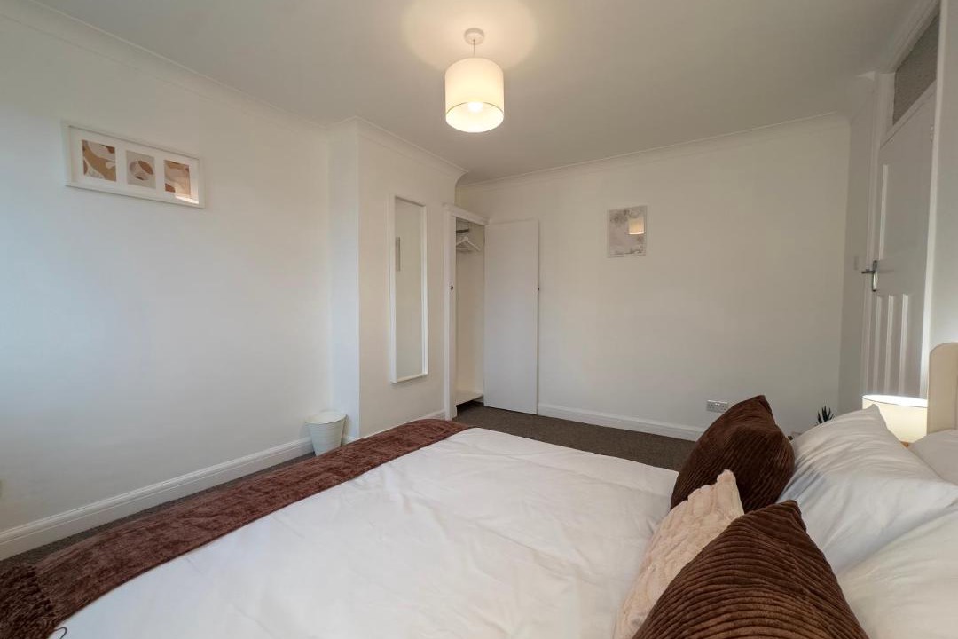 Photo of Bedroom in Tokyngton