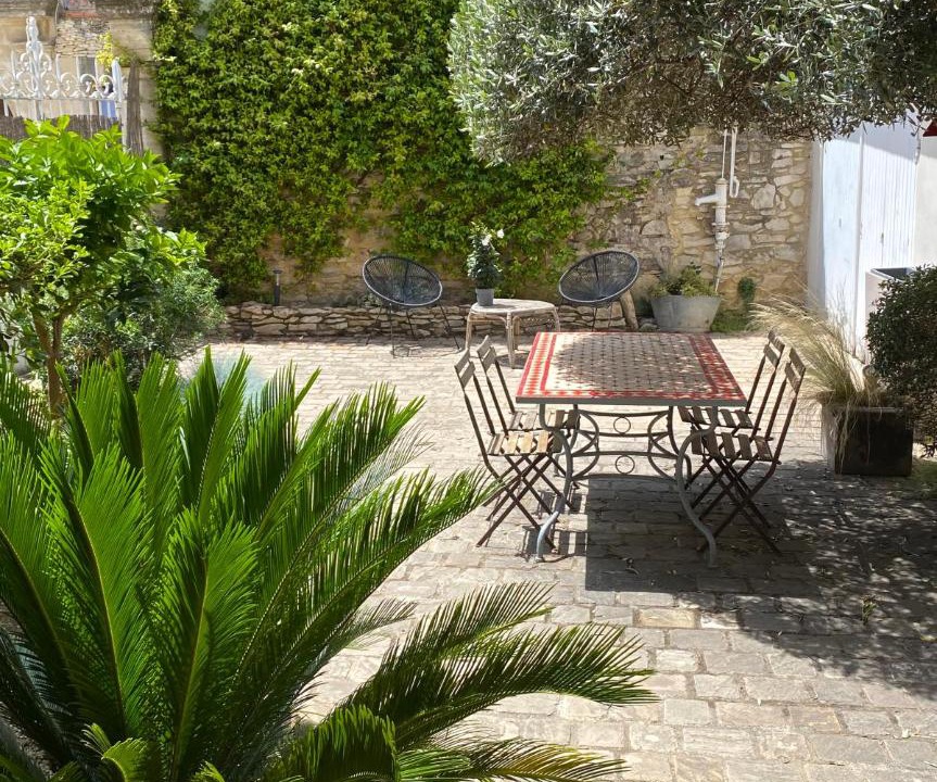 Photo of Others in Lirac