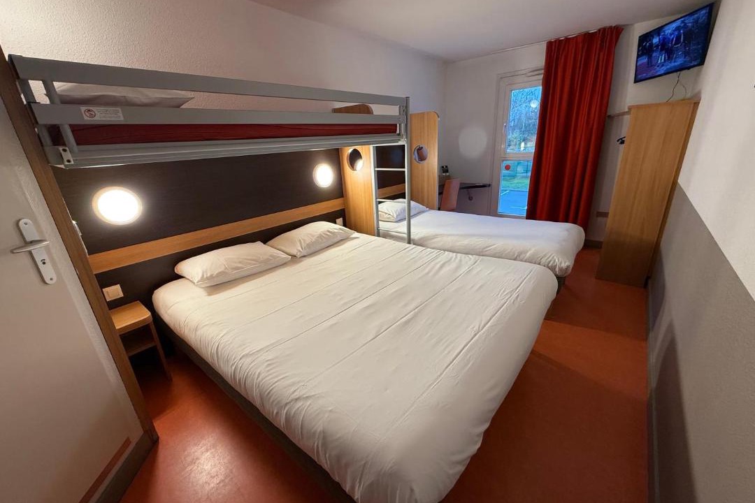 Photo of Bedroom in Lisieux