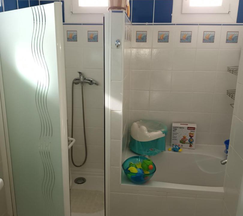 Photo of Bathroom in Le Lavandou