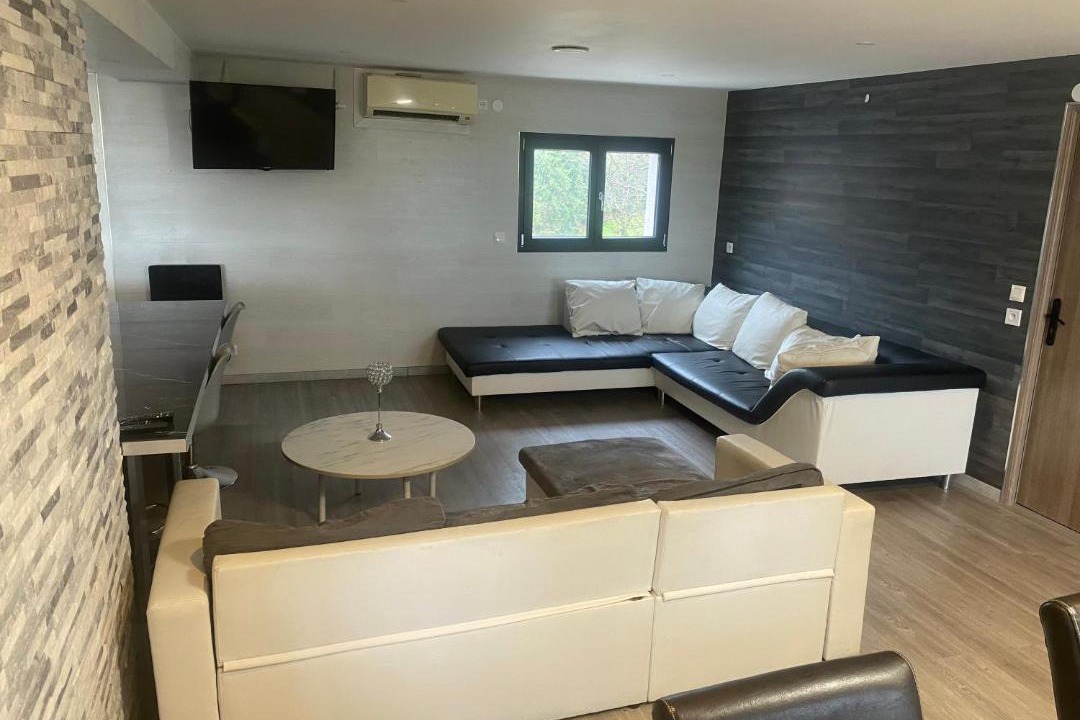 Photo of Others in Fenay