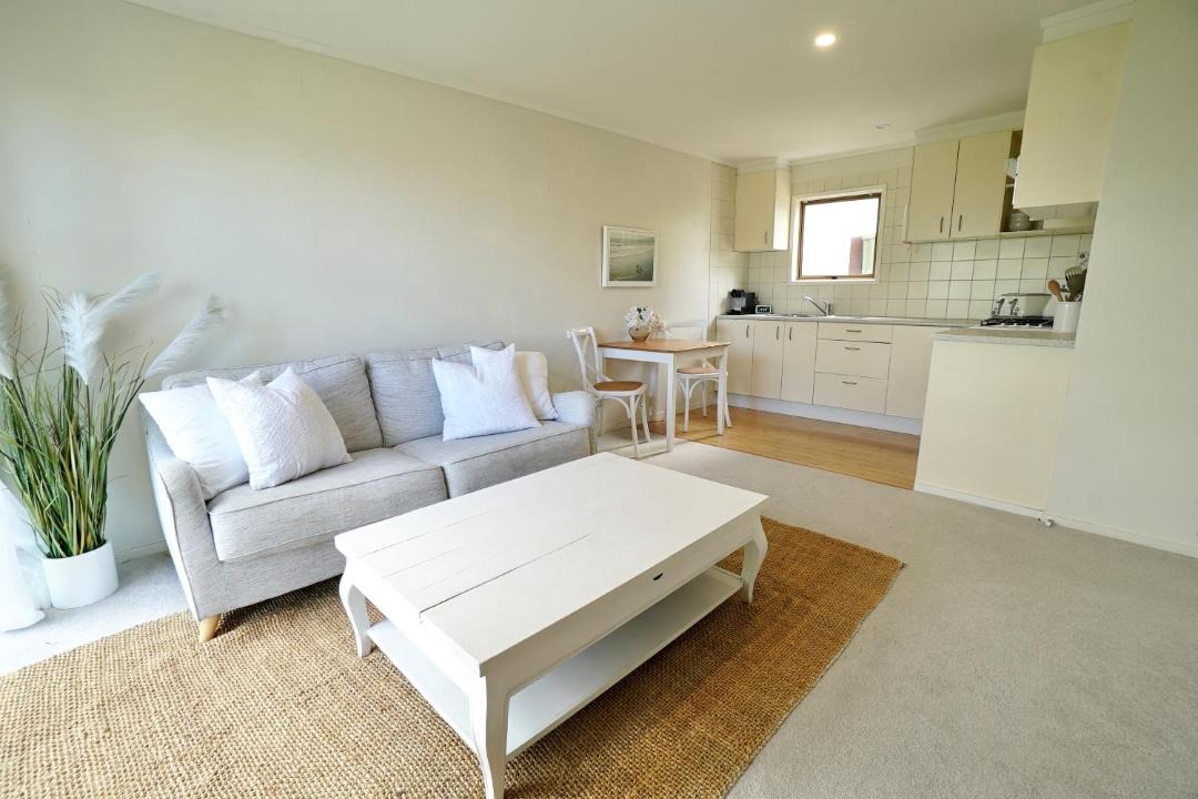 Photo of Others in Browns Bay