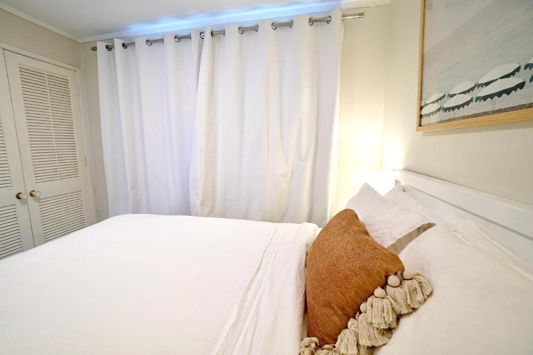 Photo of Bedroom in Browns Bay