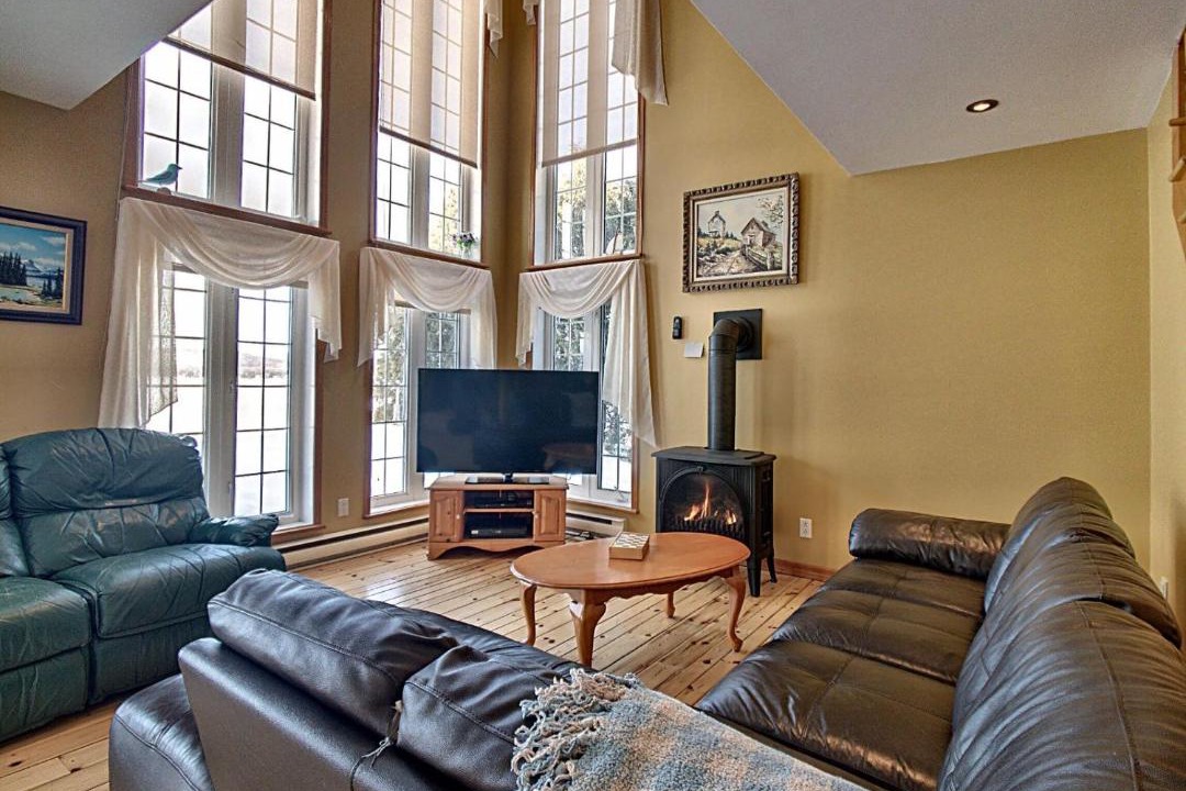 Photo of Livingroom in Saint Aime Des Lacs