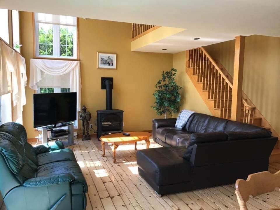Photo of Livingroom in Saint Aime Des Lacs