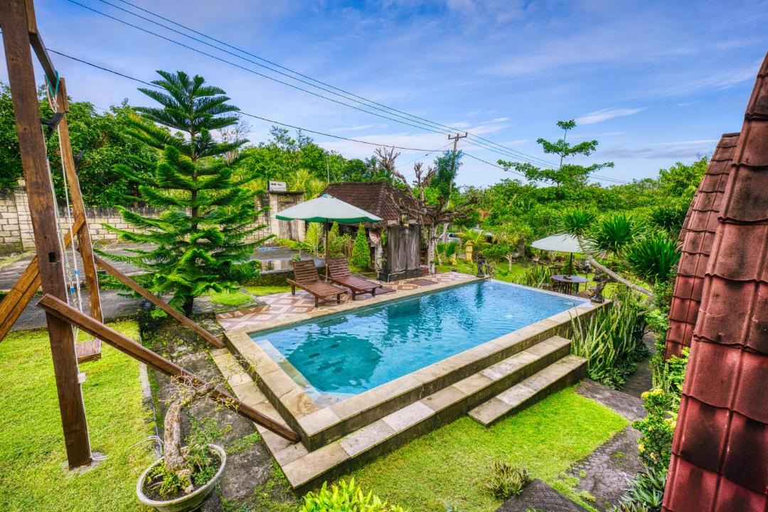 Photo of Others in Botoemadeg