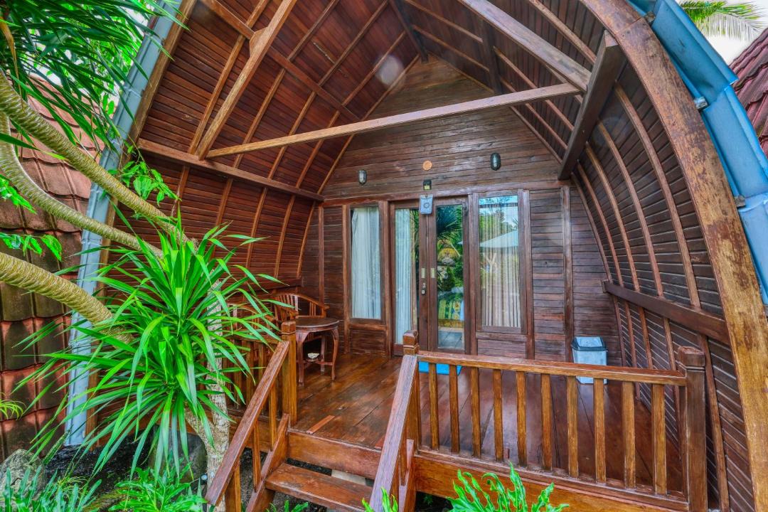 Photo of Others in Botoemadeg