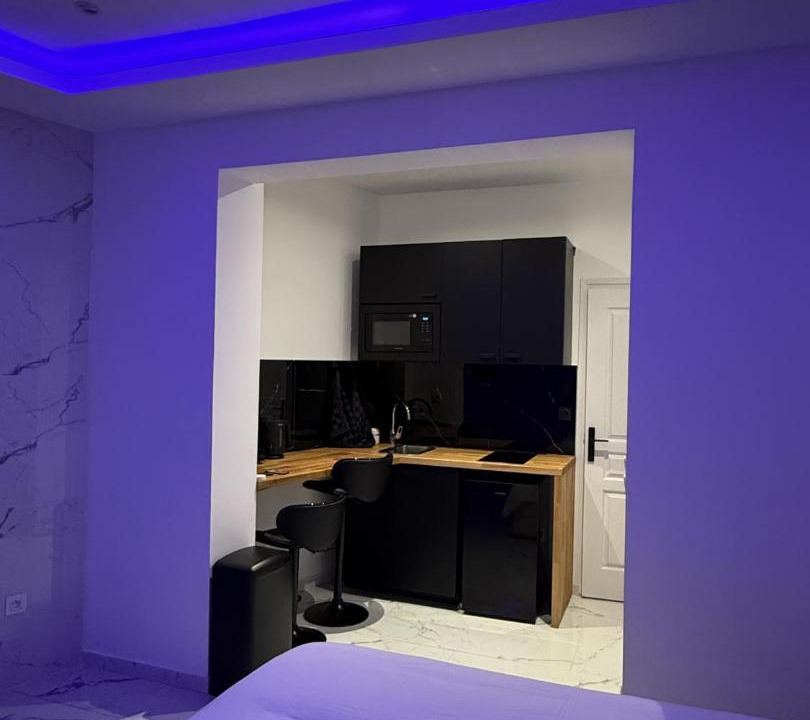 Photo of Bedroom in Lisieux