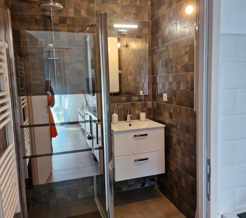 Photo of Bathroom in Montpeyroux