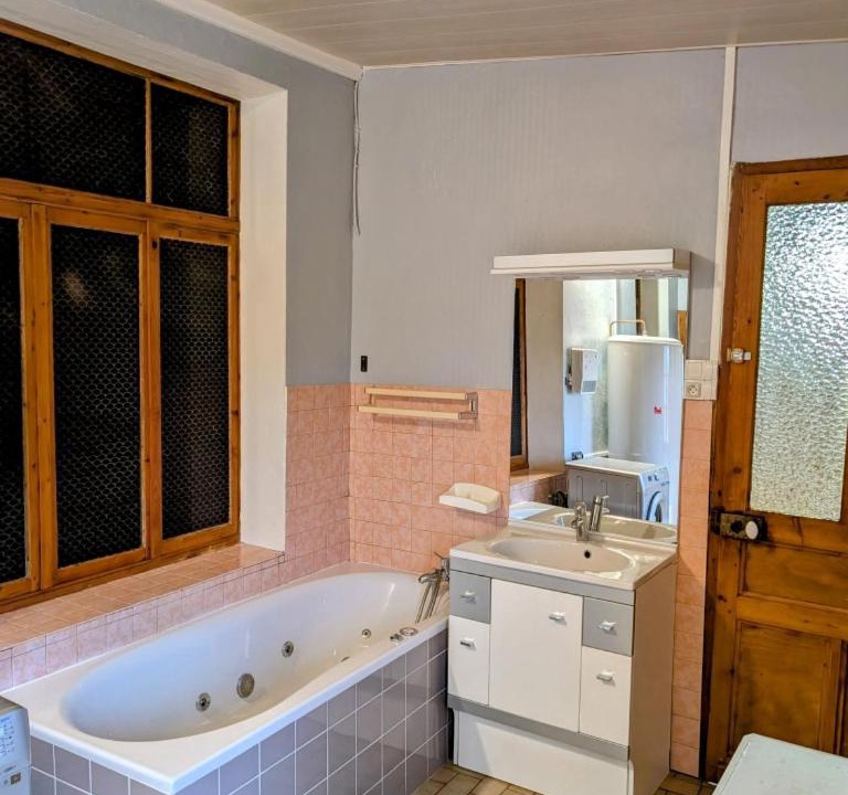 Photo of Others in Menneville