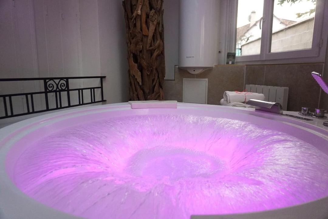 Photo of Bathroom in Vigneux-sur-Seine