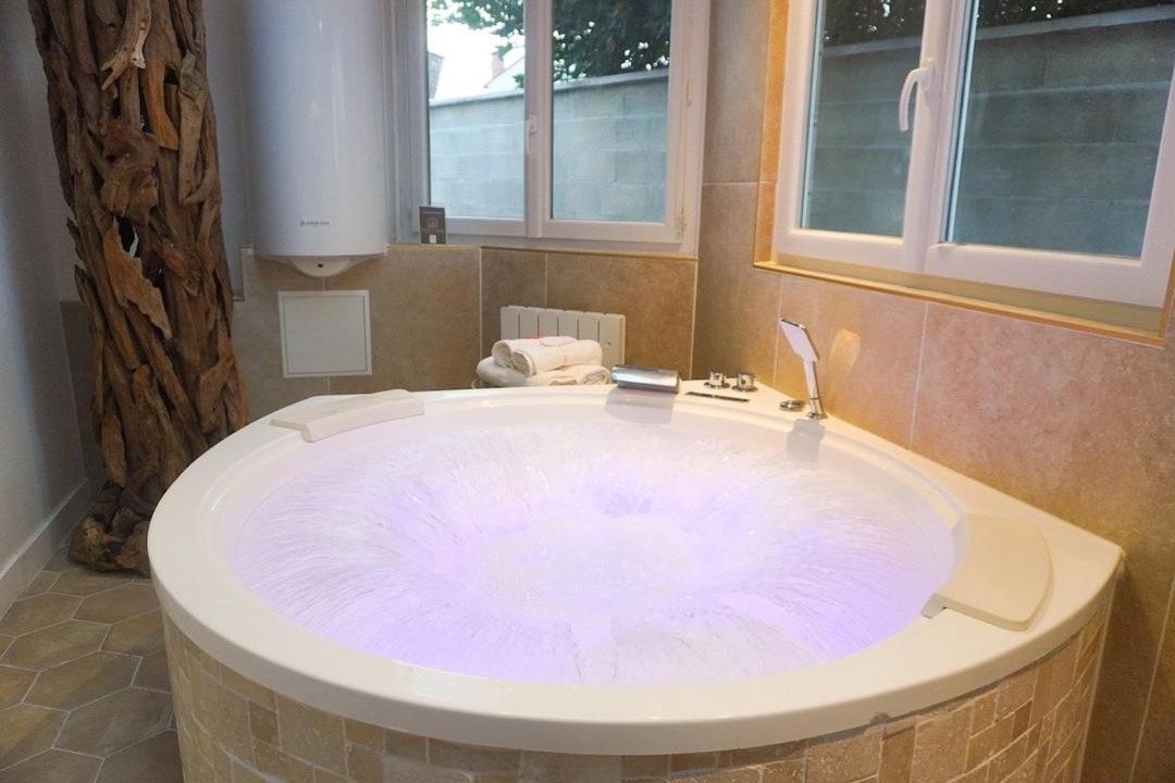 Photo of Bathroom in Vigneux-sur-Seine