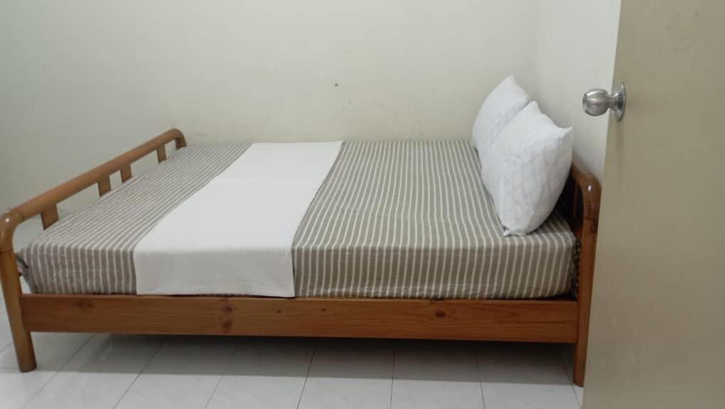 Photo of Bedroom in Gambang