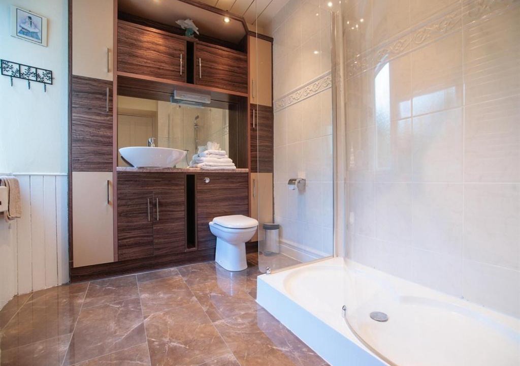 Photo of Bathroom in Busby