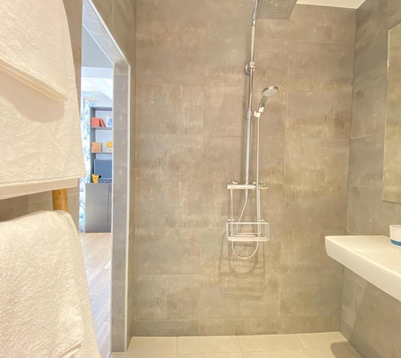 Photo of Bathroom in Montmartre