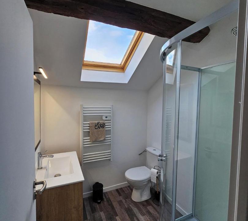 Photo of Bathroom in Decize