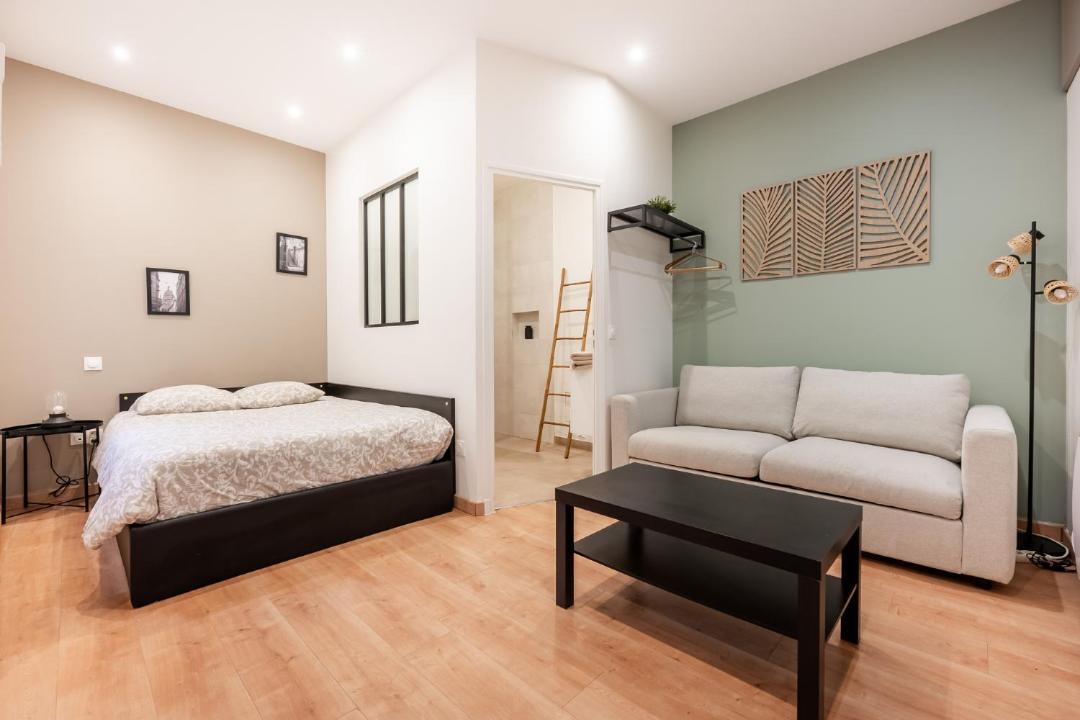 Photo of Bedroom in Longjumeau