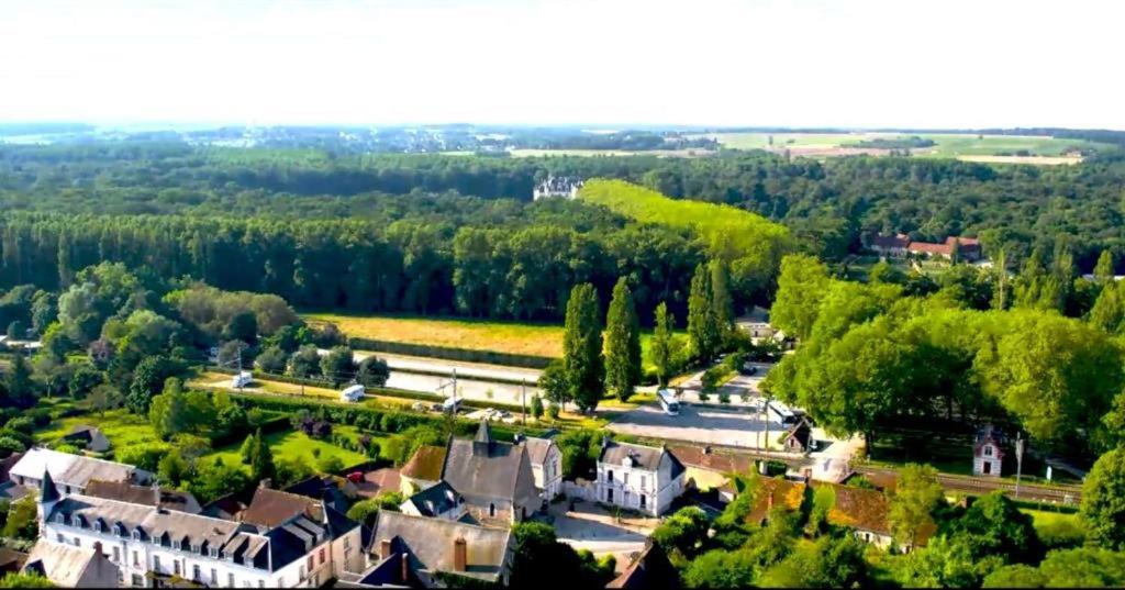 Photo of Buildings in Chenonceaux