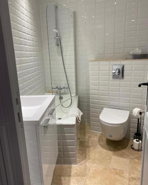 Photo of Bathroom in Chenonceaux