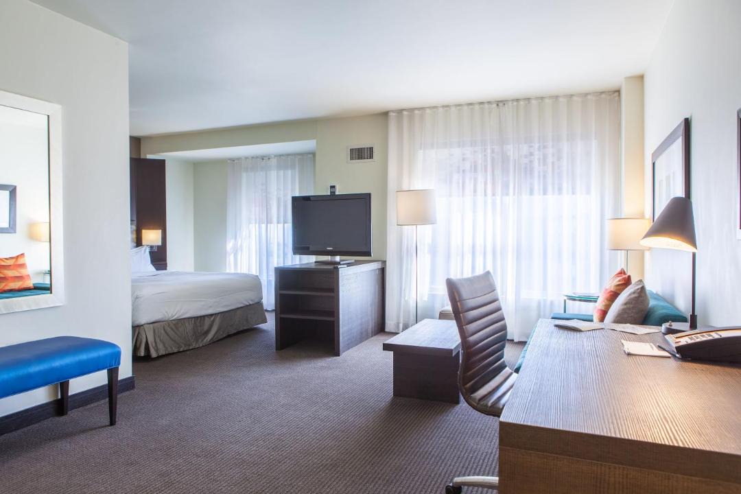 Photo of Bedroom in Newark