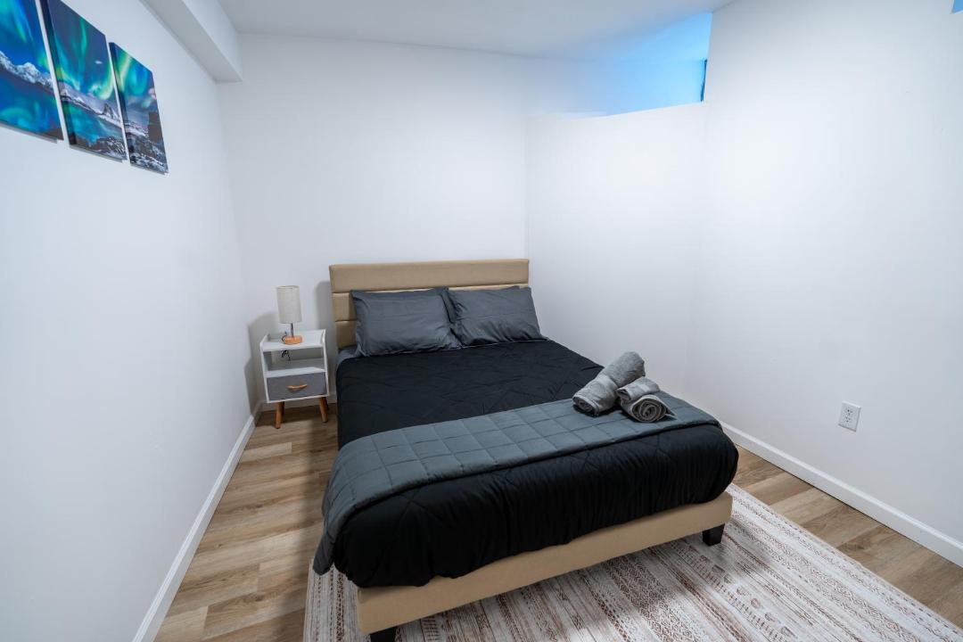 Photo of Bedroom in Beverly