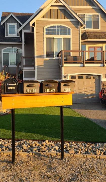 Photo of Others in Northeast Tacoma