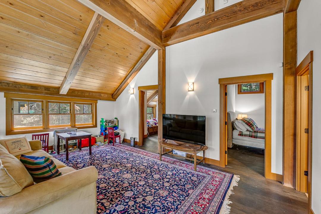 Photo of Others in Snoqualmie Pass