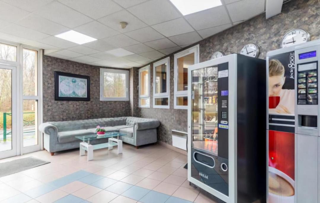 Photo of Others in Orry-la-Ville