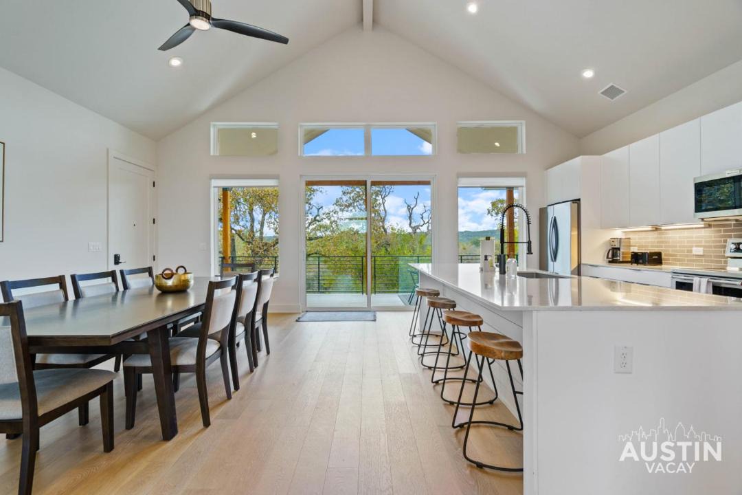 Photo of Kitchen in Lakeland Park