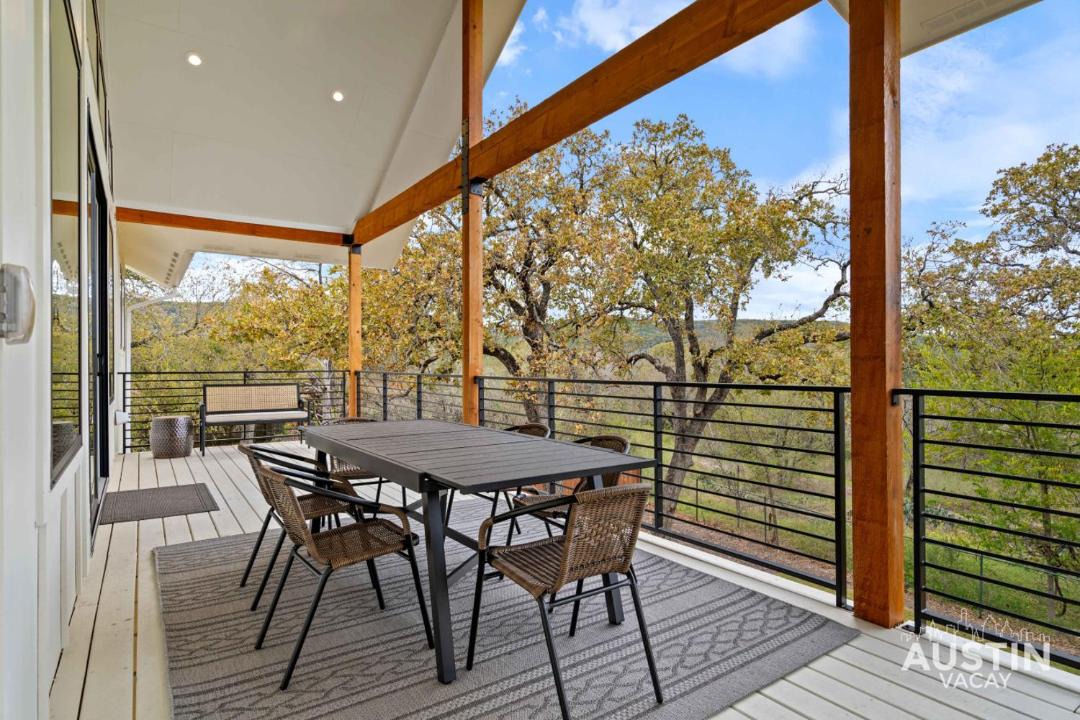 Photo of Patio Balcony in Lakeland Park