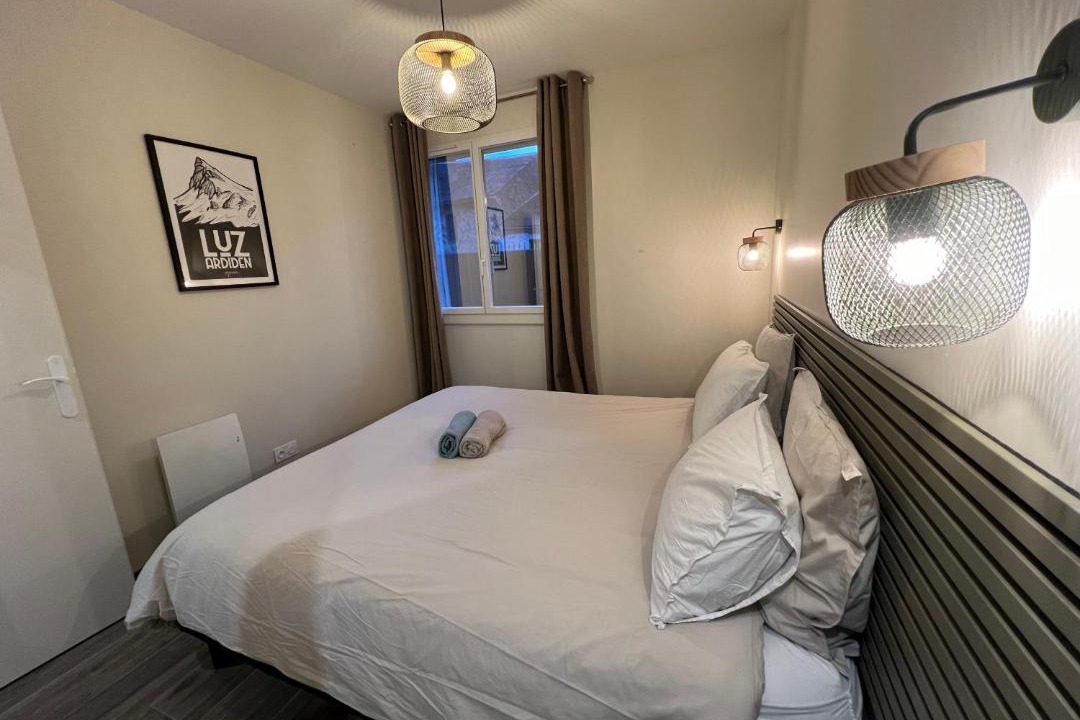 Photo of Bedroom in Esquieze-Sere