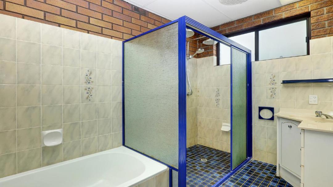 Photo of Bathroom in Scotts Head