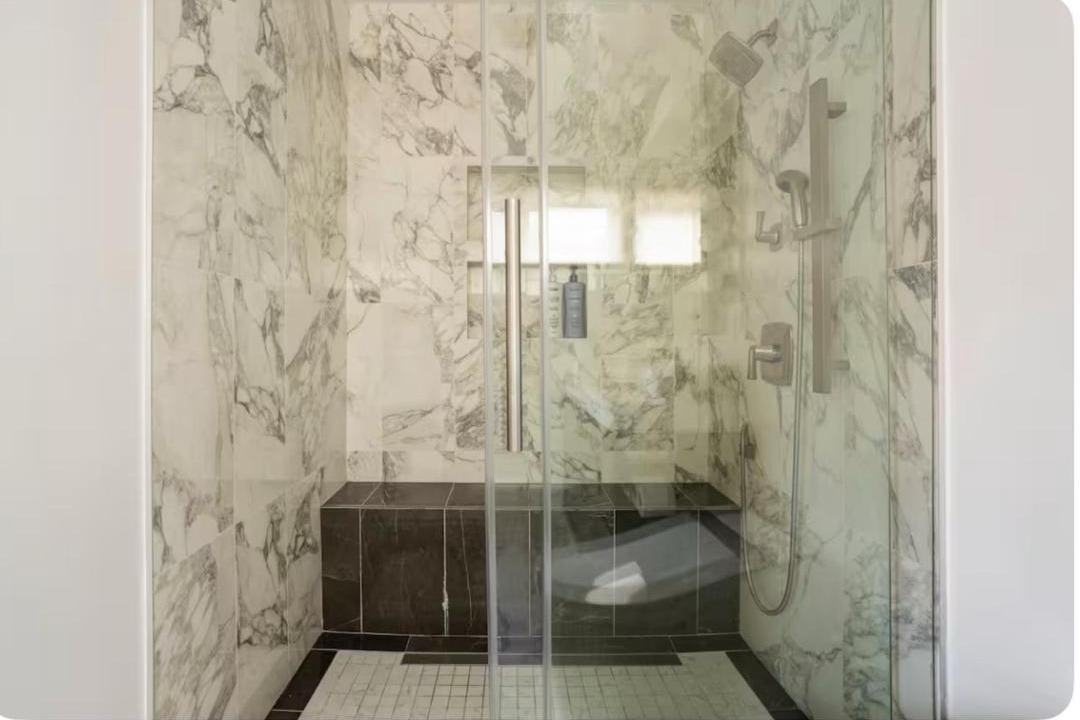 Photo of Bathroom in Tarzana
