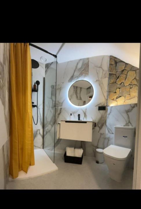 Photo of Bathroom in Benicalap