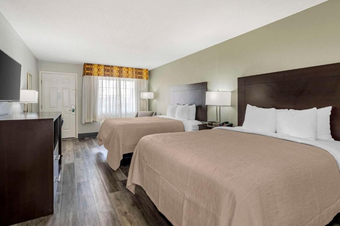 Photo of Bedroom in Siloam Springs