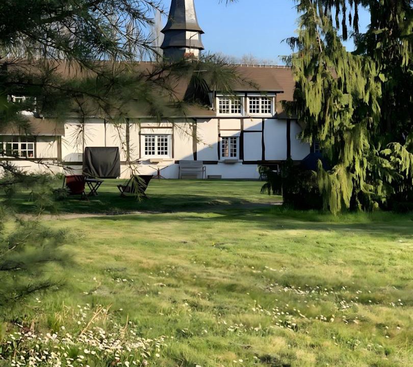 Photo of Others in Suzay